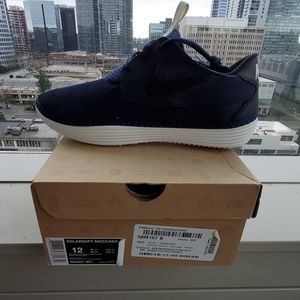 Nike Sloarsoft Aqua Moc Size 12